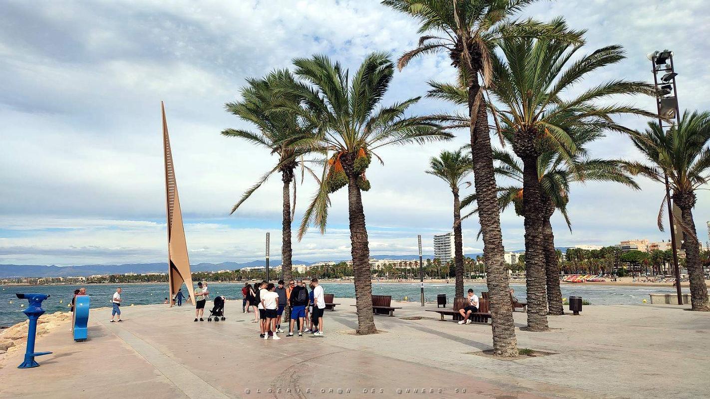 Salou - Plage du Levant et Passeo Jacques 1er - 004.jpg